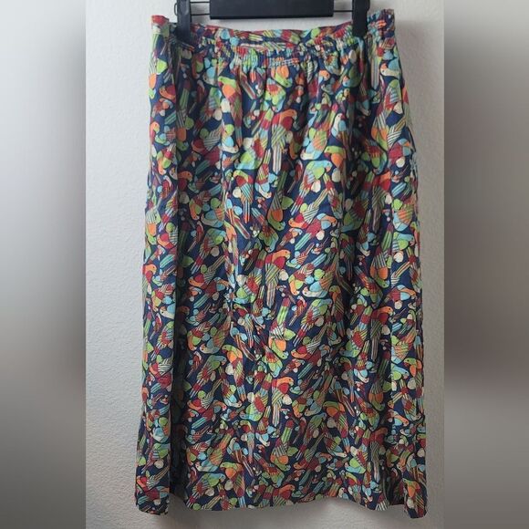 TERRY LEWIS Parrot Print Skirt - Picture 5 of 8